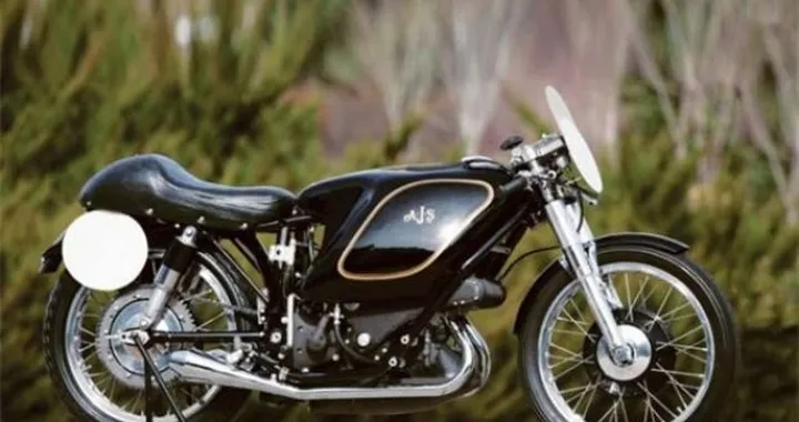 AJS E95 Porcupine: la moto più costosta del mondo va all'asta