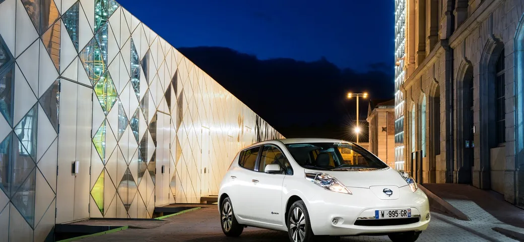 Nissan Leaf 2016: prova su strada [Video]