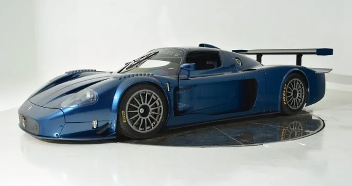 Maserati MC12 Corsa: in vendita l'esemplare stradale