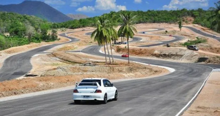 La pista più tortuosa del mondo!