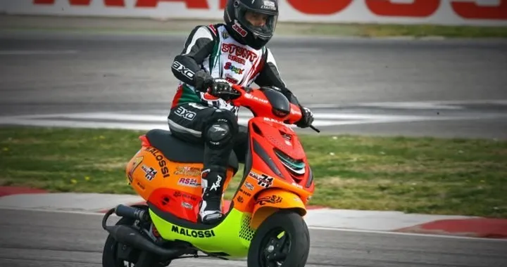 Piaggio Zip 50 2t by Malossi: il Re degli scooter italiani!