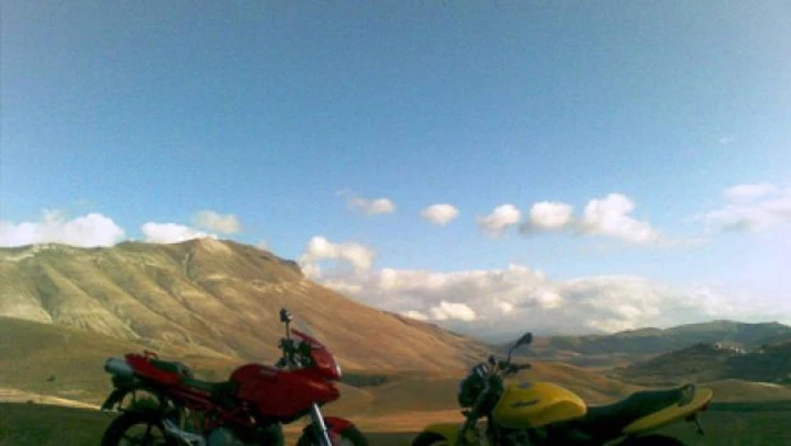 Foto del giorno: moto a confronto