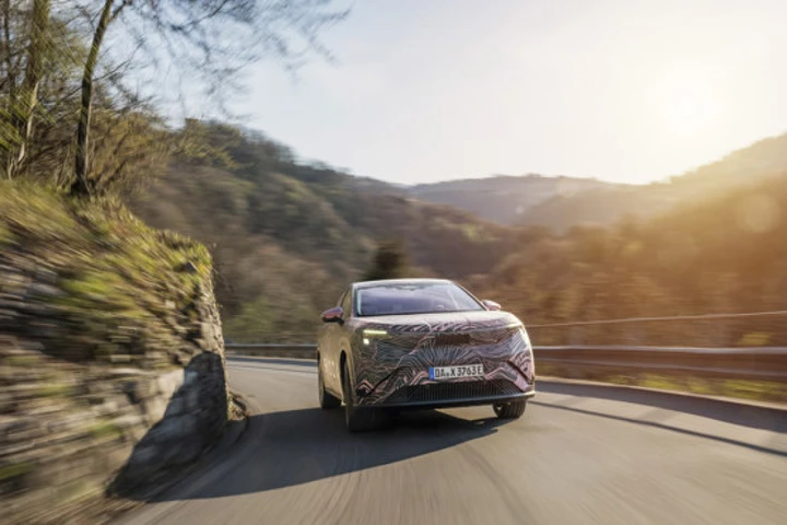 Il nuovo SUV da famiglia con sette posti e un'autonomia oltre i 600 km