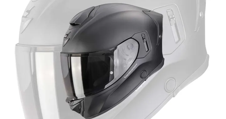 Il casco che ti rende visibile: Scorpion lancia l'EXO 530i AIR