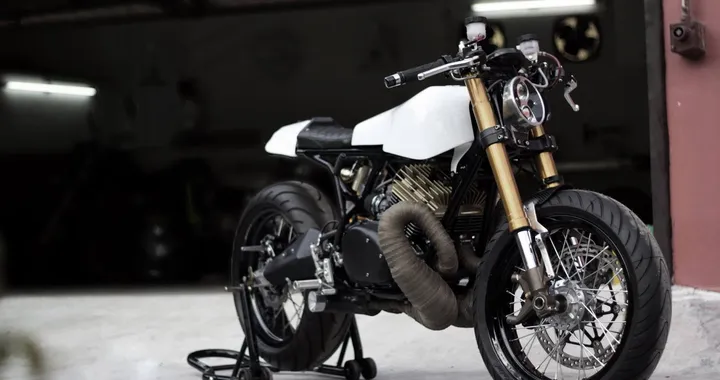 Yamaha RD 350 Fast Magic by Moto Exotica