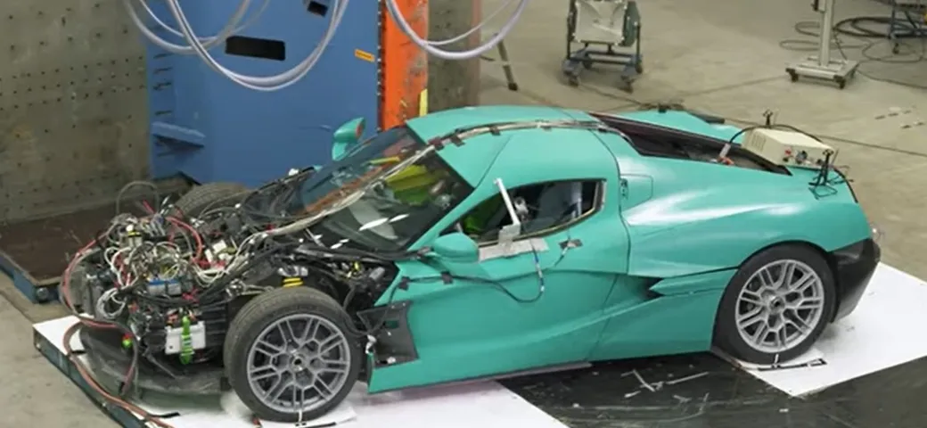 Rimac Nevera: nei crash test 