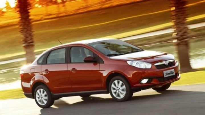 Fiat Grand Siena: prime immagini ufficiali