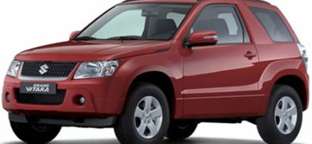 Suzuki Grand Vitara: piccolo restyling e grandi motori