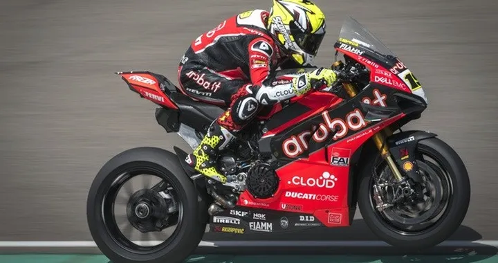 SBK, test "molto positivo" per Ducati a Imola