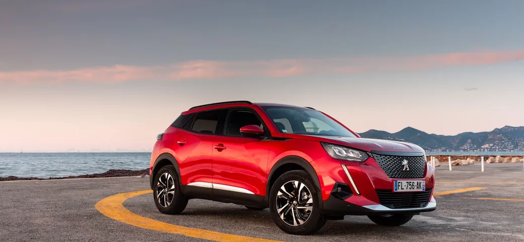 Peugeot 2008: tutte le caratteristiche della nuova gamma