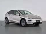 Tesla Model Y avrà anche una versione a 6 posti: dove arriverà