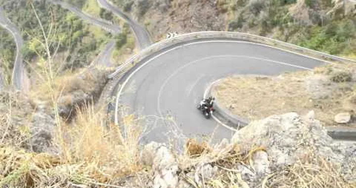 Ducati Hyperstrada 2013