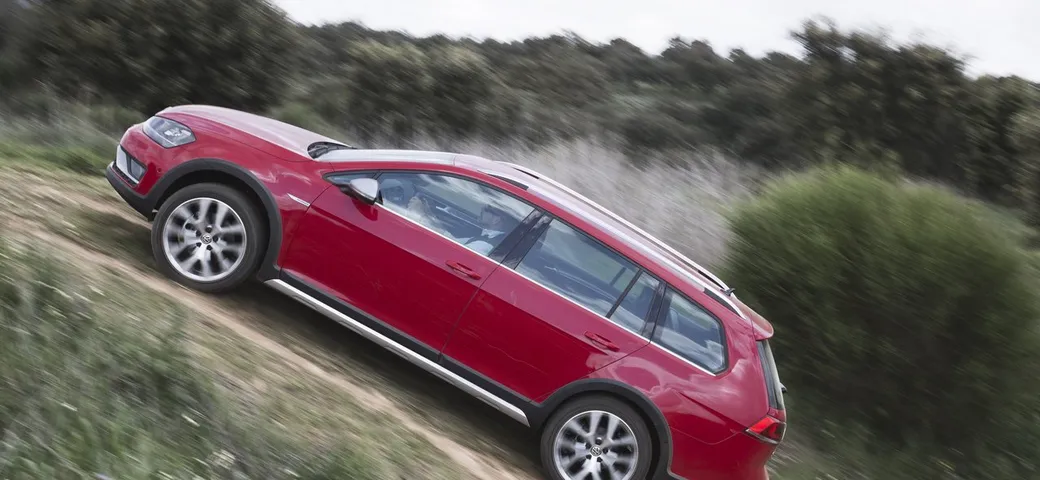 Volkswagen Golf Alltrack: primo contatto