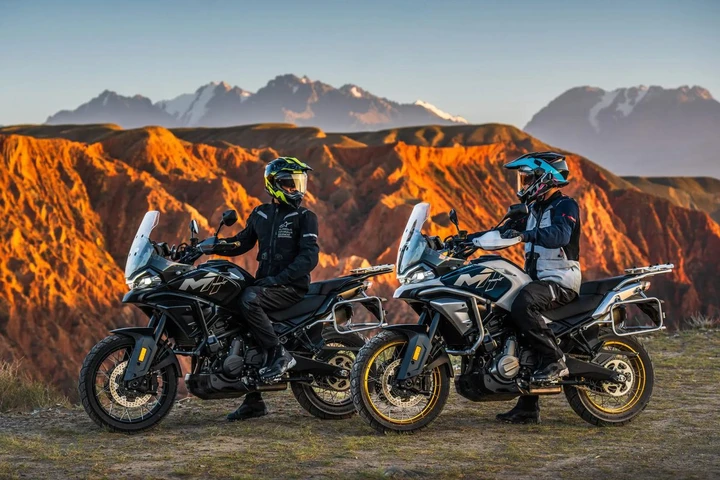 Viaggi, città e sterrati: la CFMOTO 700MT mette d’accordo tutti