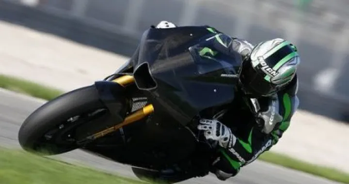 MotoGP, Phillip Island: Melandri subito veloce, novità in casa Suzuki