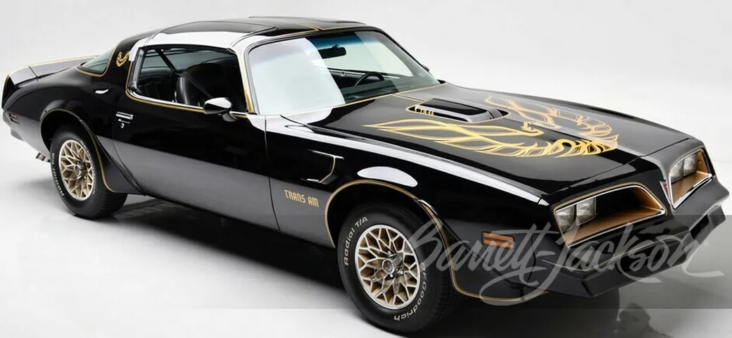 All'asta la Pontiac Firebird Trans Am SE di Burt Reynolds