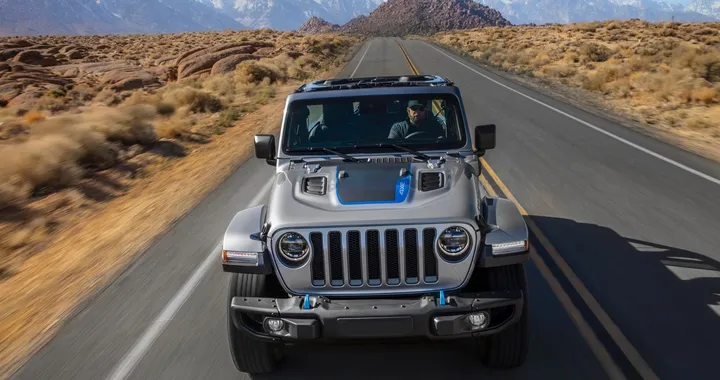 Jeep Wrangler 4xe: si aprono gli ordini