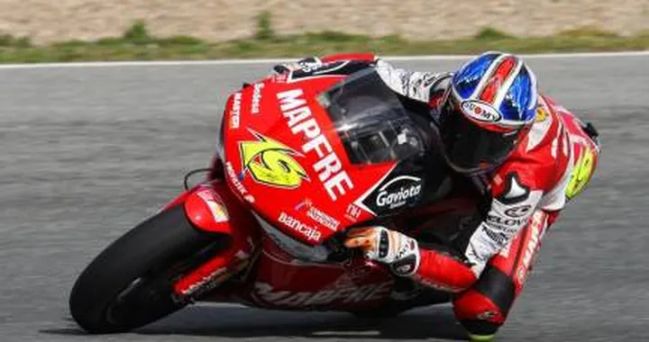 Smith e Bautista polemen in 125 e 250