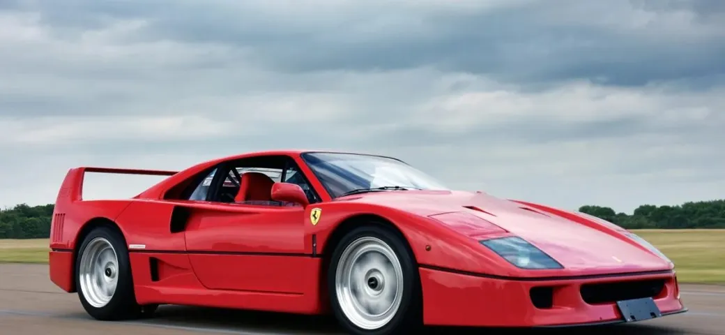 Ferrari F40 scambiata per un SUV da 78.000 euro: folle accordo