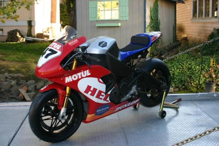 EBR 1190RS race bike pronta per il Macau GP 2013