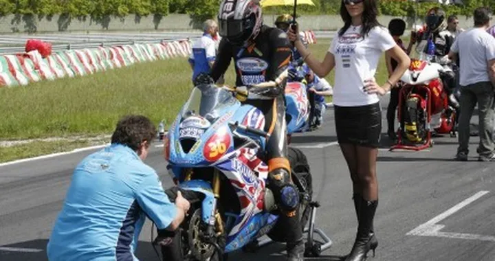 Progetto Triumph FMI by Roma Racing