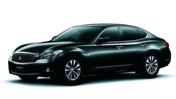 Mitsubishi: le Proudia e Dignity nascono a partire dalla Infiniti M
