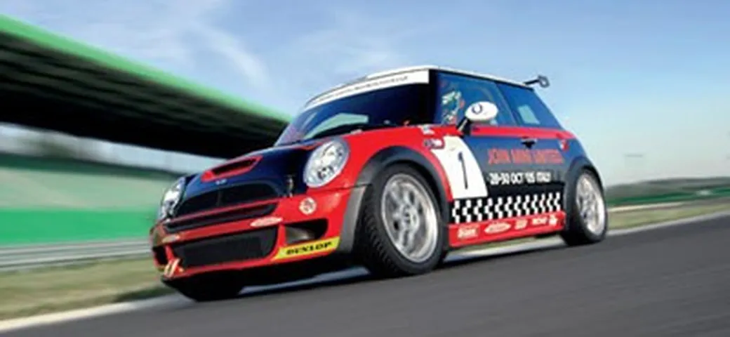 Primo raduno mondiale Mini a Misano
