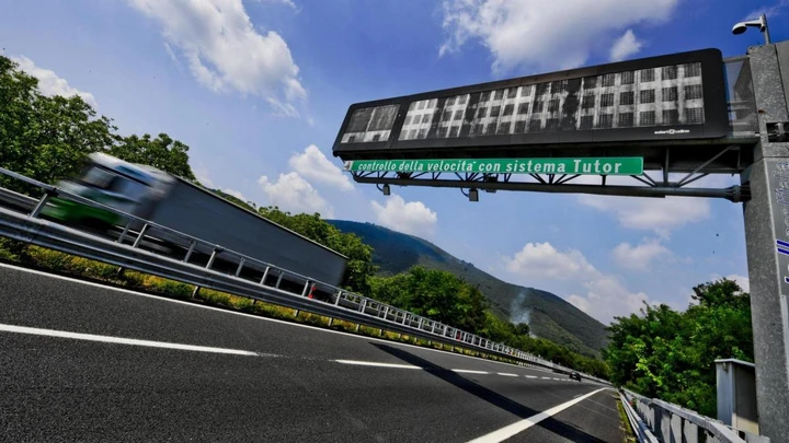 Tutor 3.0, in autostrada non si può più sgarrare: dove si trova in Italia