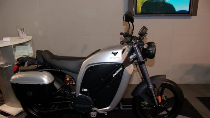 Brammo: all'Eicma 2010 tasta il mercato europeo