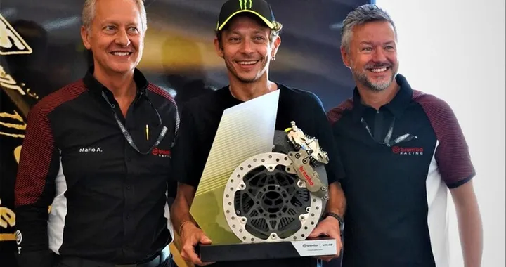 Brembo premia Valentino Rossi per la sua fiducia dimostrata negli anni