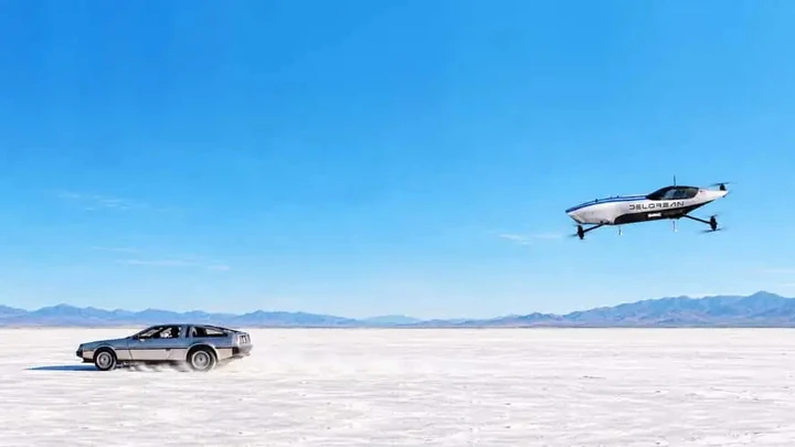 DeLorean torna a volare, stavolta davvero: debutta nelle corse con le auto volanti EV