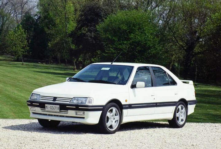 Peugeot 405 T16: una youngtimer di razza