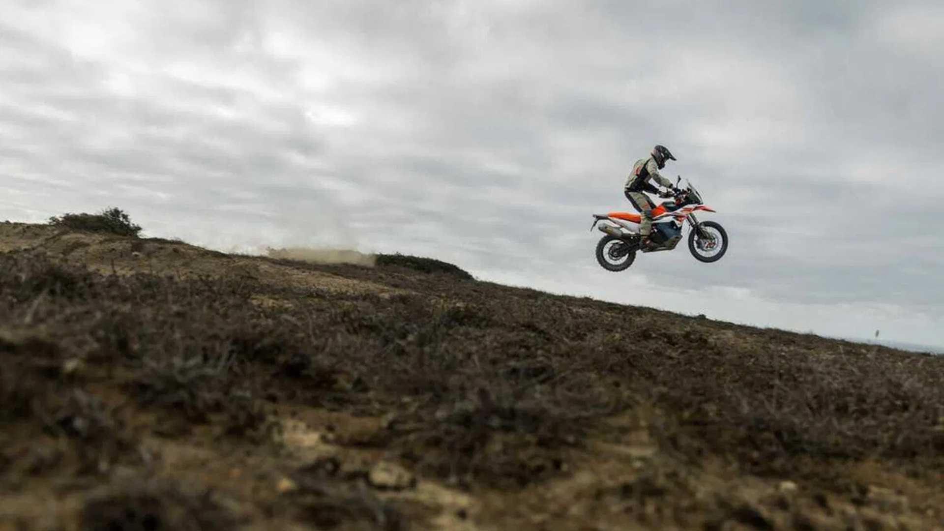 Visual Reference: Ktm 890 Adventure R My 2025 Caratteristiche Novità E Offroad