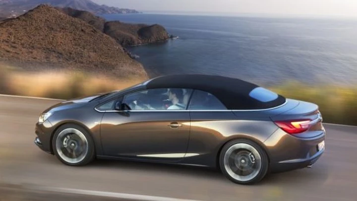 Opel Cascada in video
