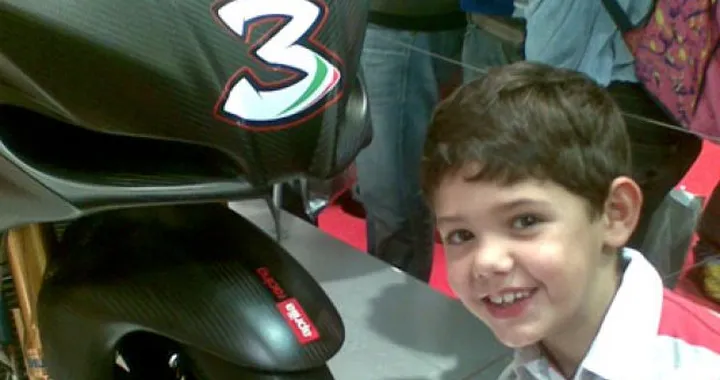Foto del giorno: il piccolo Cristiano all'Eicma di Milano