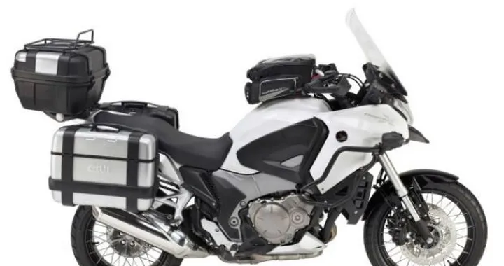 GIVI: Accessori da "viaggio" per Honda Crosstourer 1200