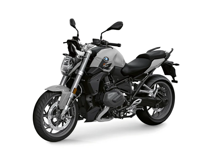 BMW R 1250 R 2023, la roadster si aggiorna