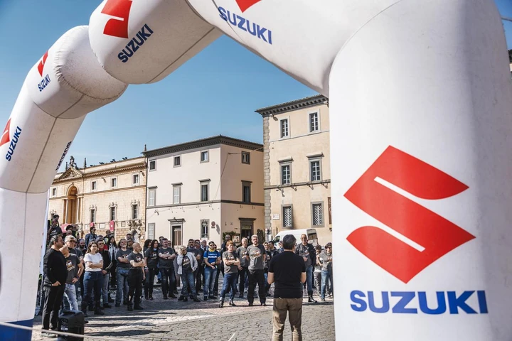 ingrandisci immagine