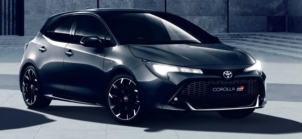 Toyota Corolla e C-HR Black Edition: svelata la serie speciale dark