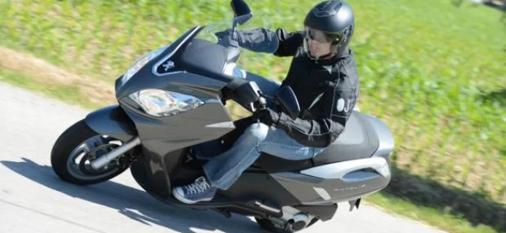Peugeot Satelis 125: il test di Motoblog
