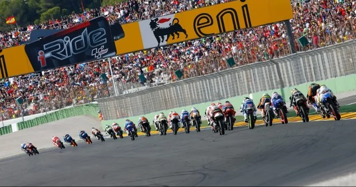 Riduzione dei costi in Moto3 dal 2015: