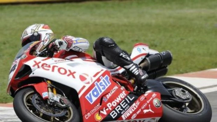 SBK Test Kyalami: Fabrizio da record davanti a Neukirchner e Haga