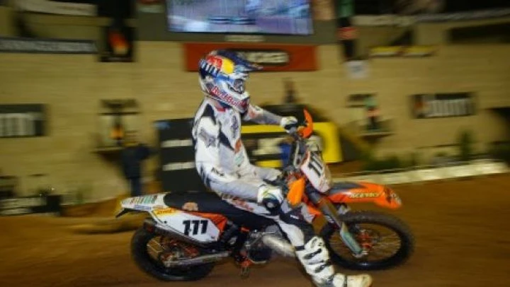 Blazusiak su KTM vince il Mondiale di Enduro Indoor