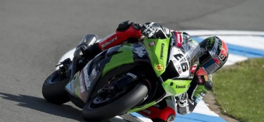 WSBK, Misano: Superpole a Sykes davanti a Rea, Badovini e Giugliano; 3a fila per Biaggi, 4a fila per Melandri e Checa