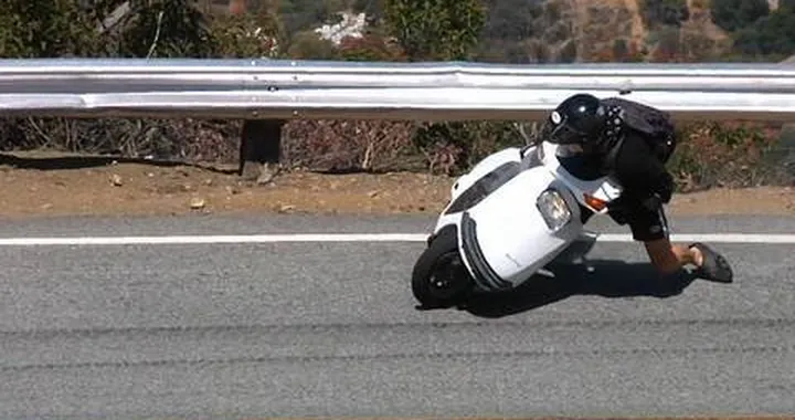 Scooter Crashes Into Guardrail on Mulholland
