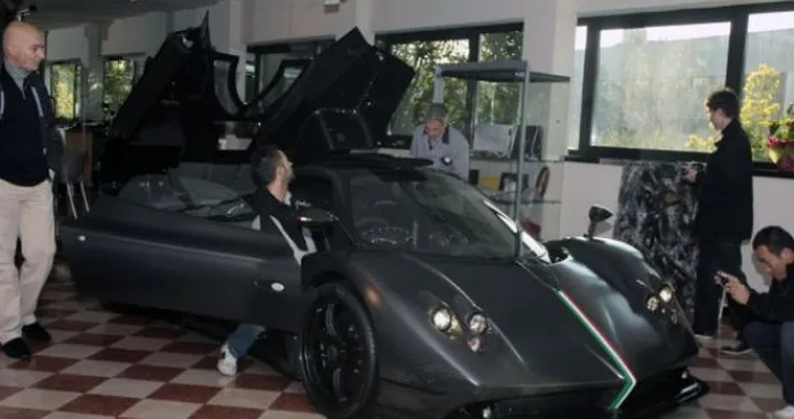Pagani Zonda Absolute