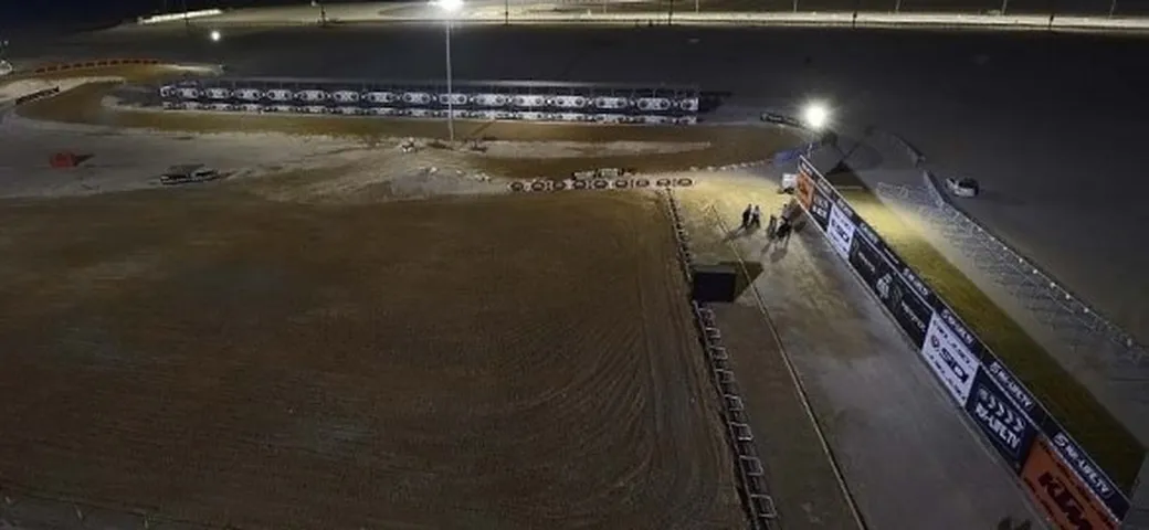 Motocross: a Losail, Qatar, si accendono i riflettori per il primo GP del Mondiale MX 2013