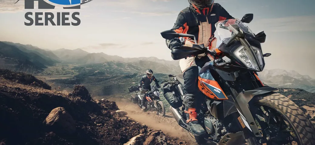 KTM, demo ride ad alta quota alla HAT Adventourfest 2022 di Sestriere
