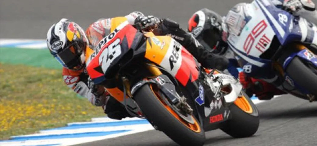 MotoGP, test Jerez: Dani Pedrosa il più veloce in pista. Caduta per Valentino Rossi