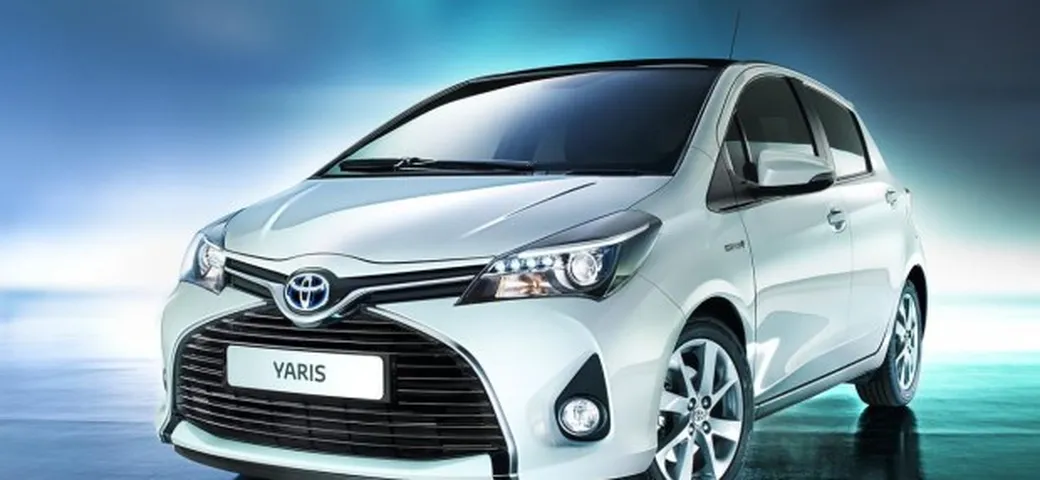 Toyota Yaris facelift: le immagini arrivano dal Giappone